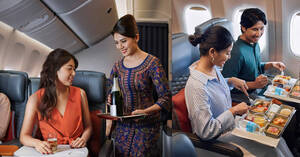 Featured image for Singapore Airlines to enhance Premium Economy class with new dining options and amenity kits from 31 Mar 2024