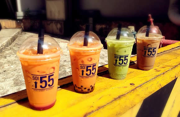 Featured image for Soi 55 offers Thai Milk Tea for 55 cents only at their new Ang Mo Kio outlet from 17 - 18 Dec 2016
