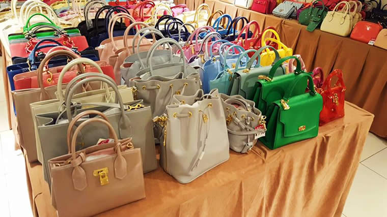 Samantha Thavasa Bazaar Sale – Up to 70% off at Shaw House from 25 Nov ...