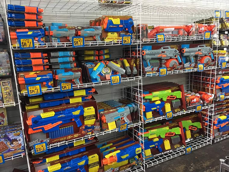 Toys "R" Us: Up to 80% OFF toy outlet sale at Tan Boon ...