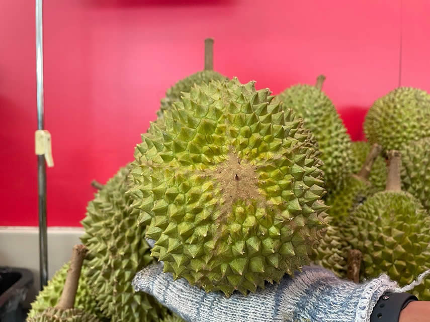 Lobang: Giant Tampines Hypermarket selling durians from as low as S$2* per durian till 30 June 2022 - 21