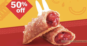 Featured image for McDonald’s S’pore 50% off Strawberry Pie deal on Monday, 23 Jan means you pay only S$0.85